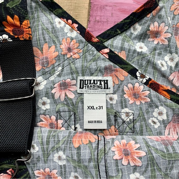 NWT Duluth XXL x31L Heirloom Gardening Bib Overalls Black Cornflowers Farm Bibs - Picture 5 of 9